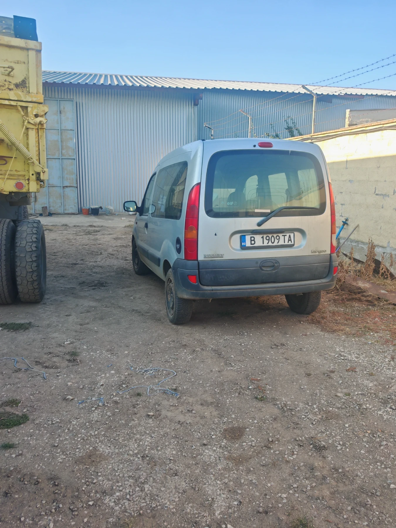 Renault Kangoo 1.5 dci, снимка 3 - Автомобили и джипове - 56422564