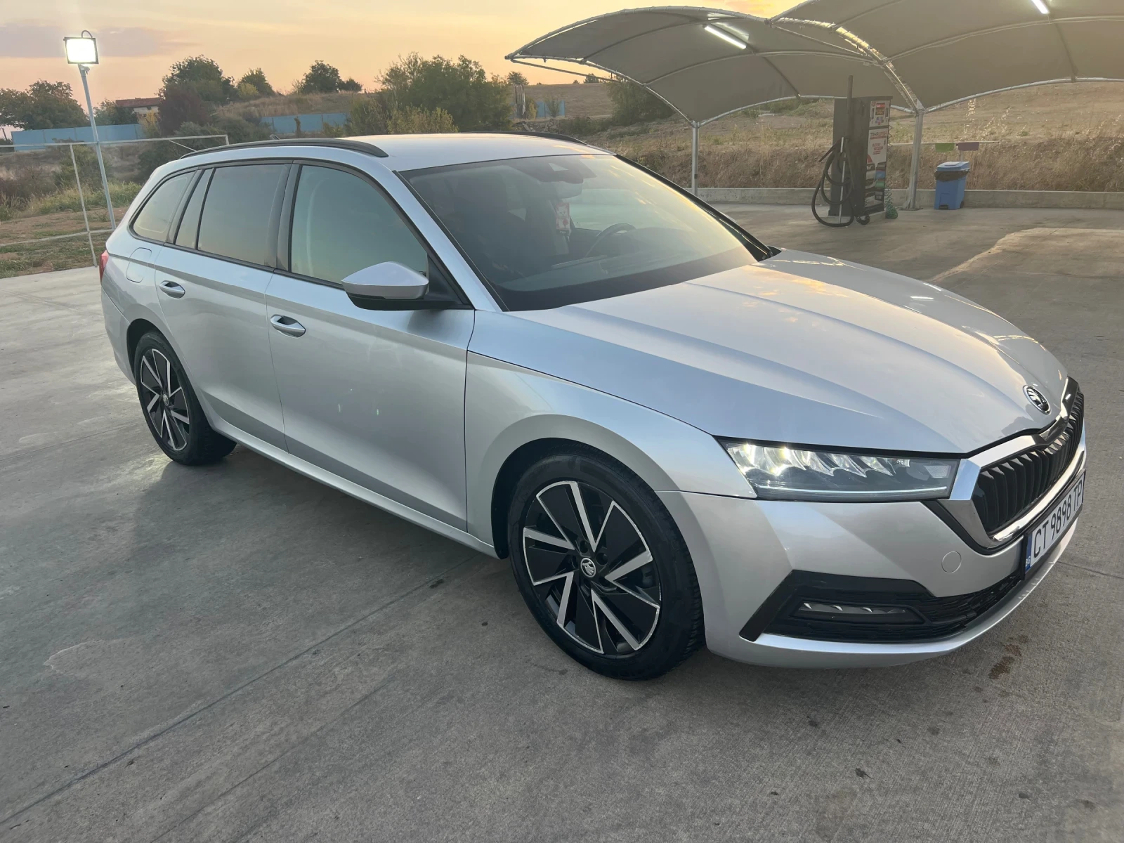 Skoda Octavia Plug in, снимка 2 - Автомобили и джипове - 56482594