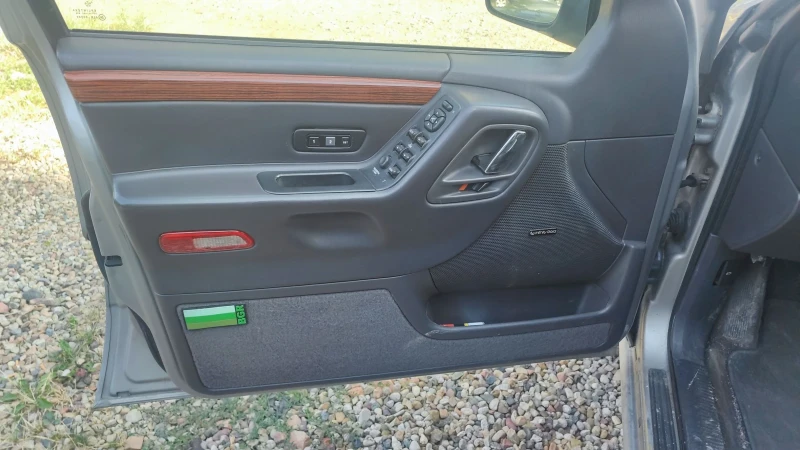 Jeep Grand cherokee Limited 4.7, снимка 8 - Автомобили и джипове - 52068767