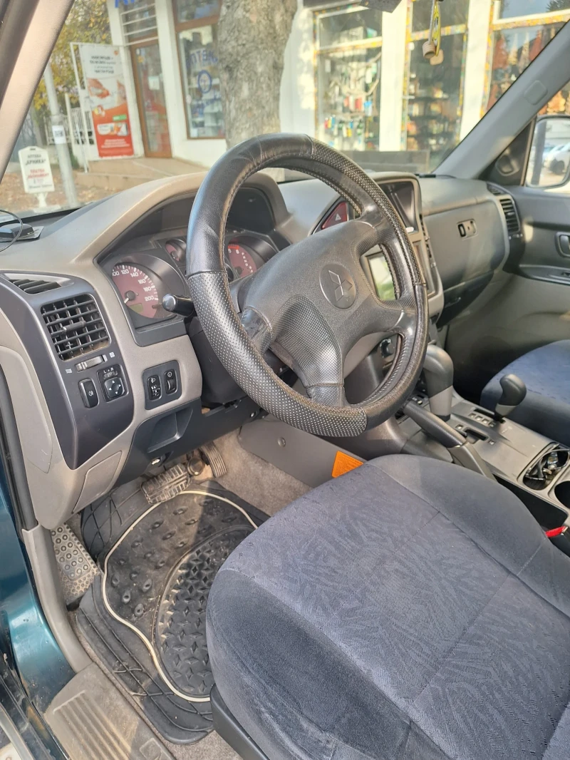 Mitsubishi Pajero, снимка 5 - Автомобили и джипове - 48076005