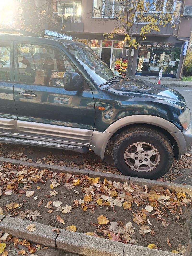 Mitsubishi Pajero, снимка 3 - Автомобили и джипове - 48076005