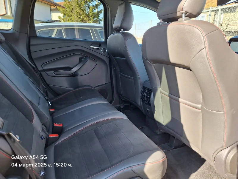 Ford Kuga 1.5i ST line  88000km EURO 6B 150KS, снимка 13 - Автомобили и джипове - 49361023