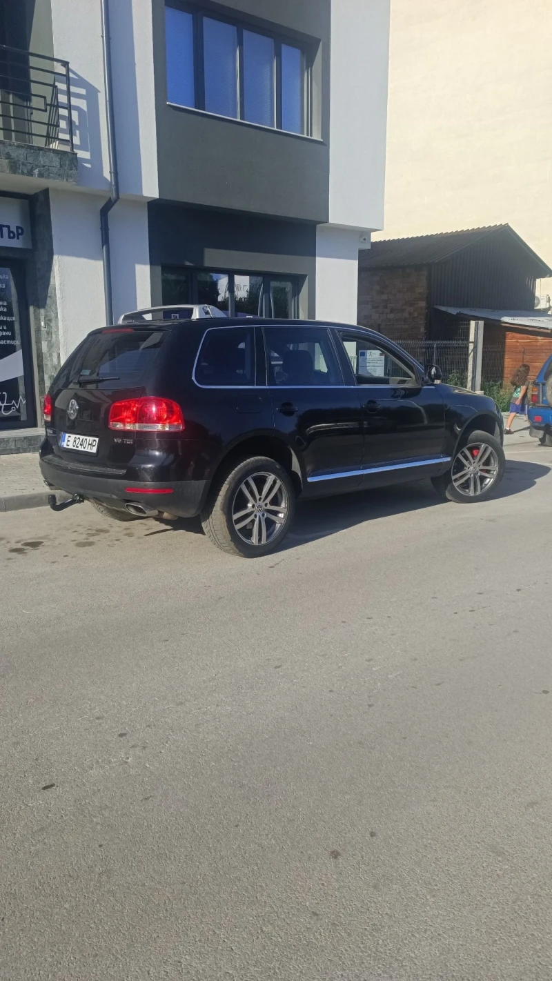 VW Touareg 3.0, снимка 2 - Автомобили и джипове - 52867869