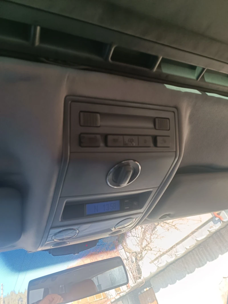 VW Touareg 3.0, снимка 11 - Автомобили и джипове - 52867869