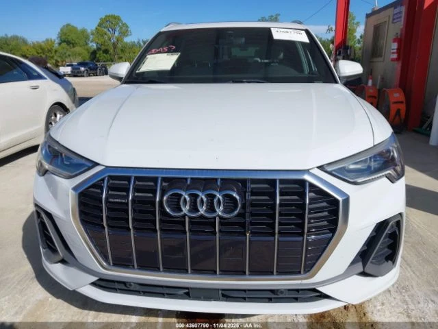Audi Q3  2.0T S LINE PREMIUM / ДИГИТАЛНО ТАБЛО / ПАНО - изображение 2