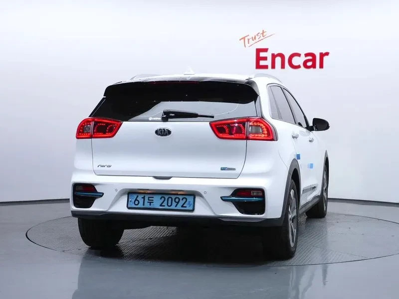 Kia Niro Ev Noblesse, снимка 4 - Автомобили и джипове - 55926070