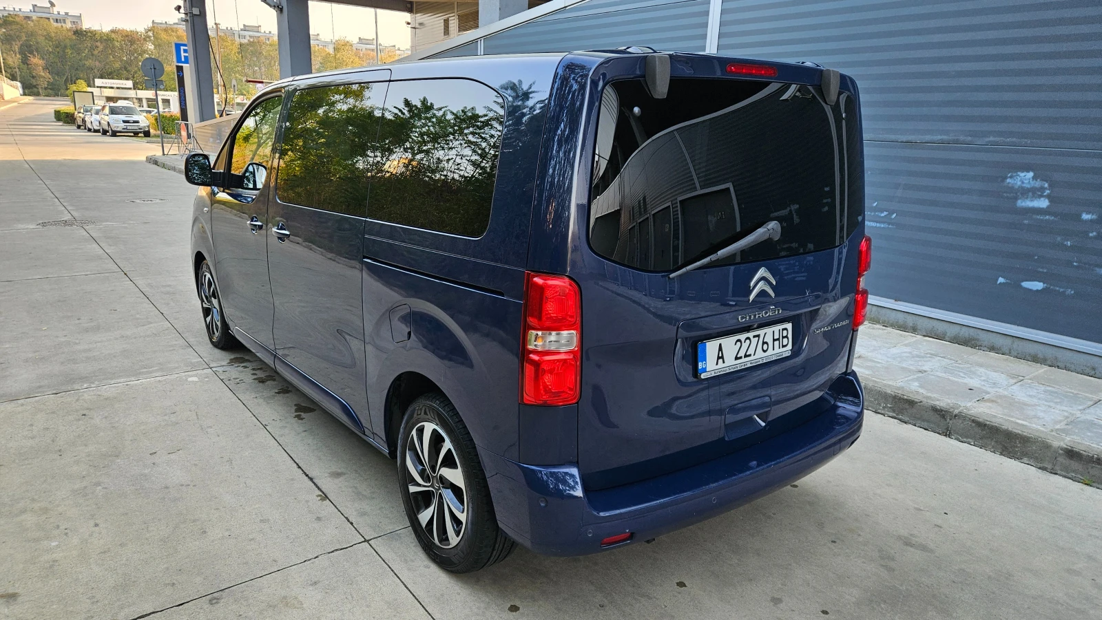 Citroen Spacetourer Jumpy size M AT6 - изображение 8