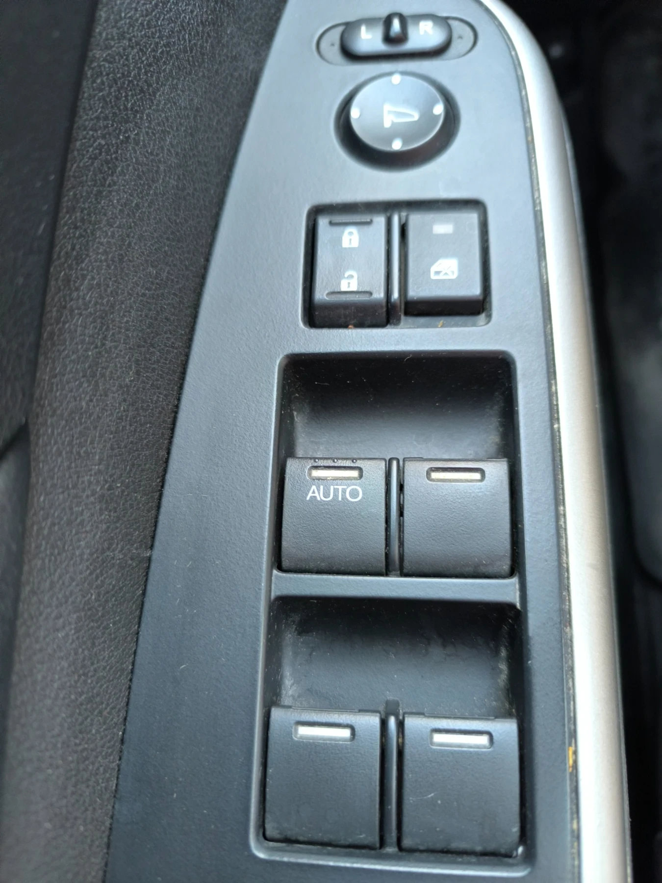 Honda Cr-v 2.4 AWD, 4x4, автоматик - изображение 10