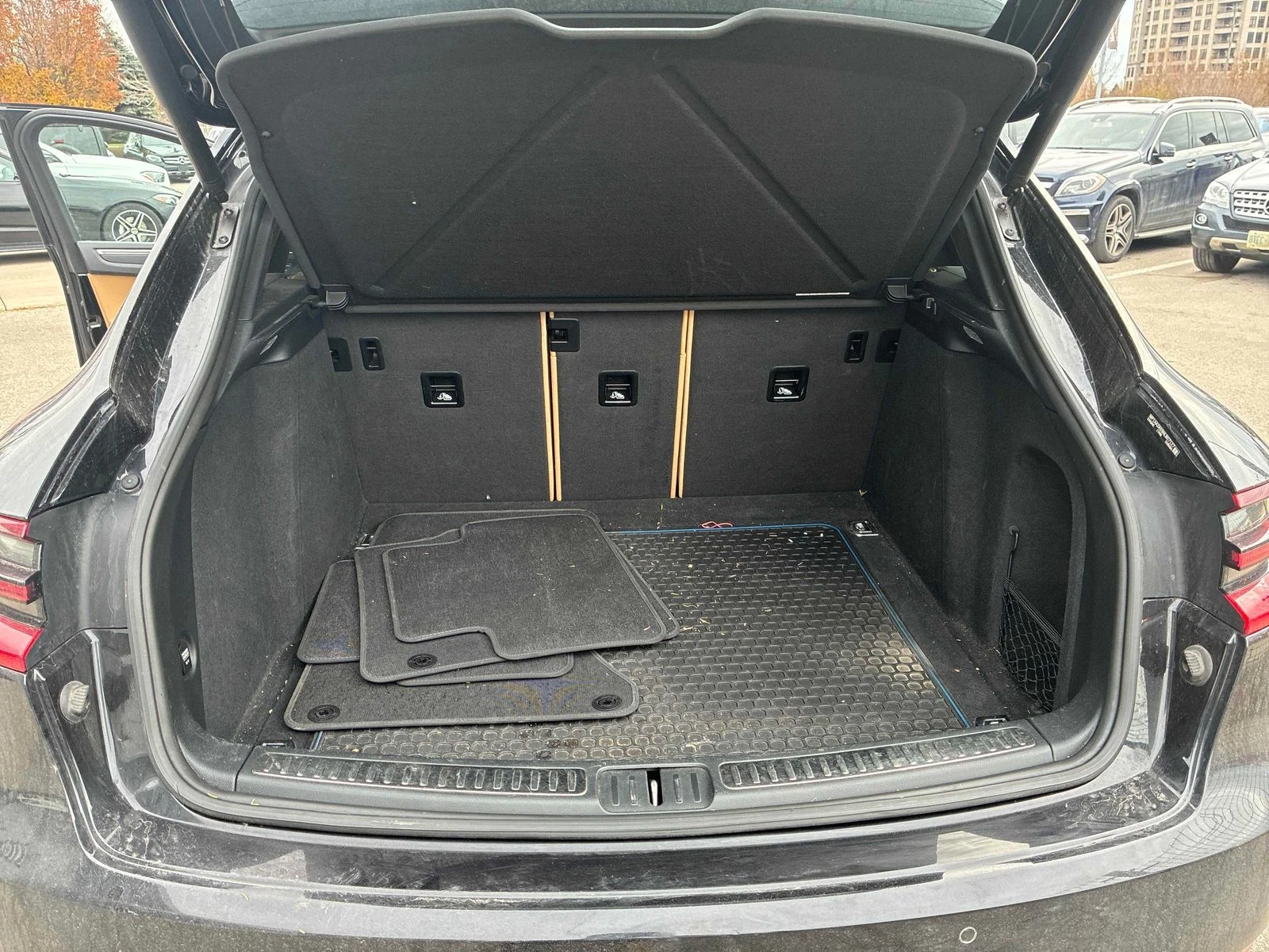 Porsche Macan CARFAX    | Mobile.bg   13