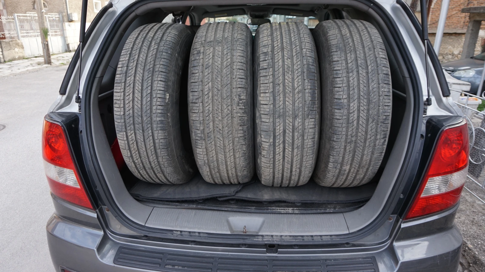 Kia Sorento, снимка 7 - Автомобили и джипове - 54196002