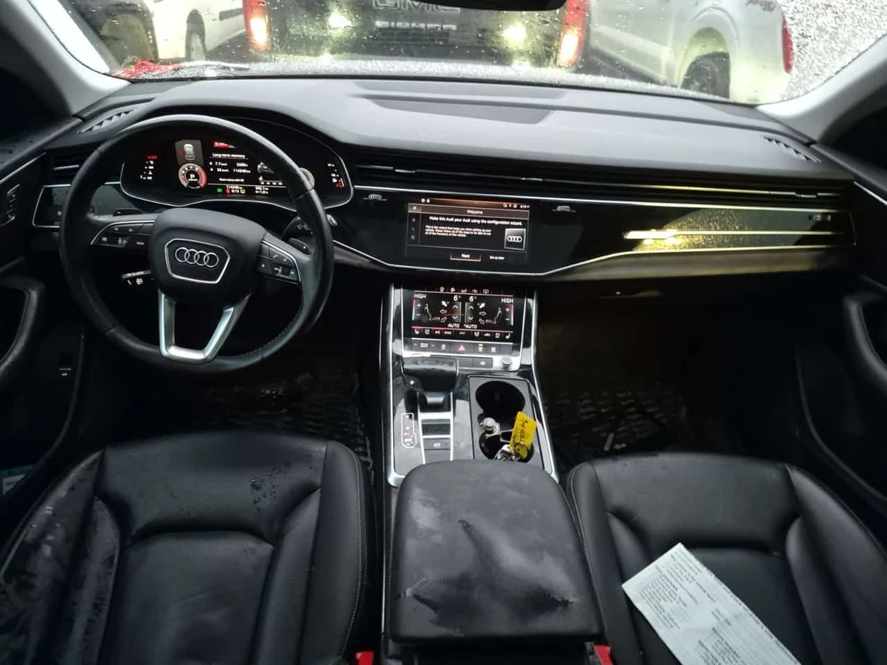 Audi Q8 * PROGRESSIV * ДИСТРОНИК * PANO * DIGITAL * ОБДУХВ, снимка 10 - Автомобили и джипове - 54612110