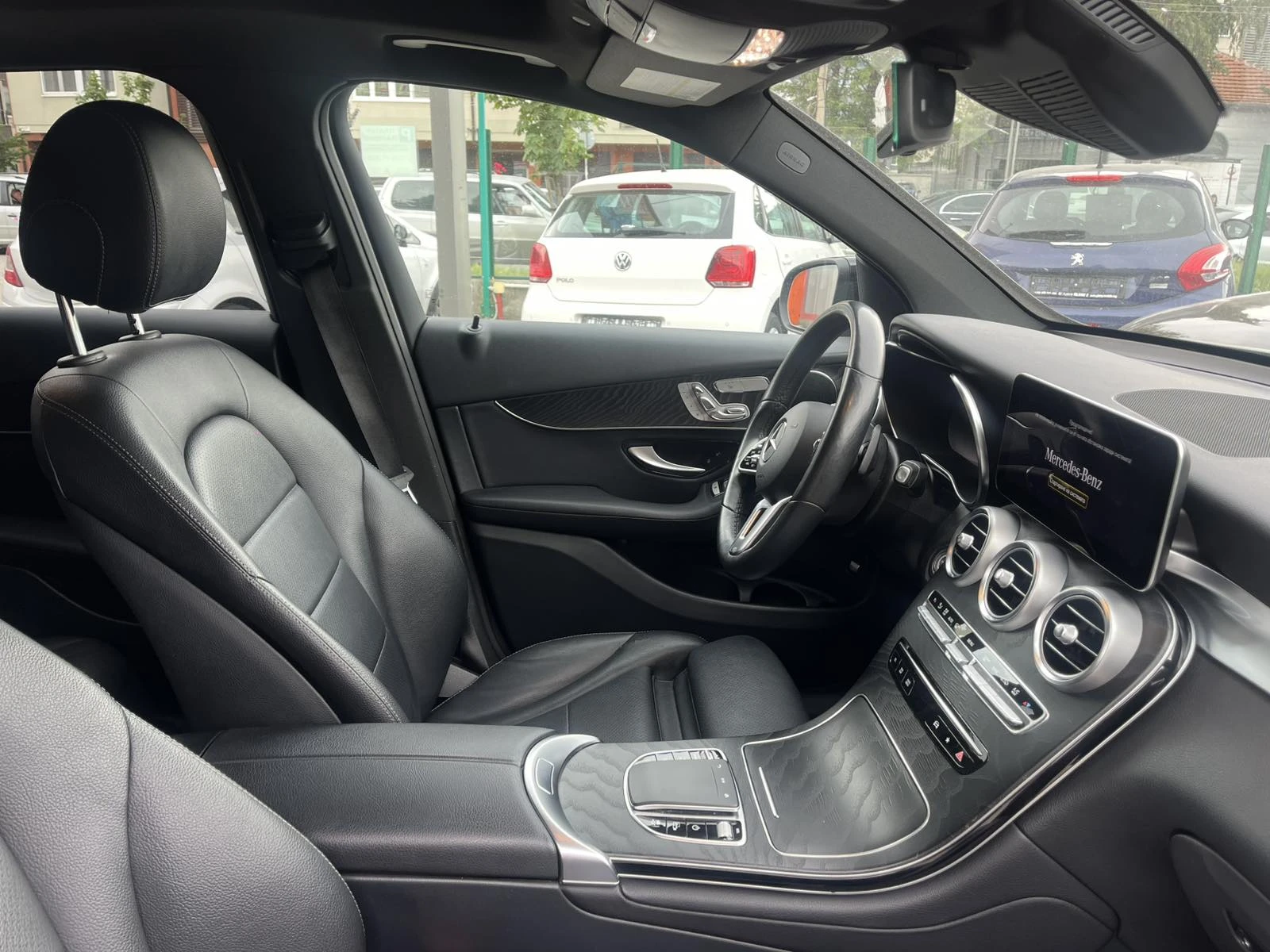 Mercedes-Benz GLC 300 2.0 BENZ, снимка 16 - Автомобили и джипове - 54869810