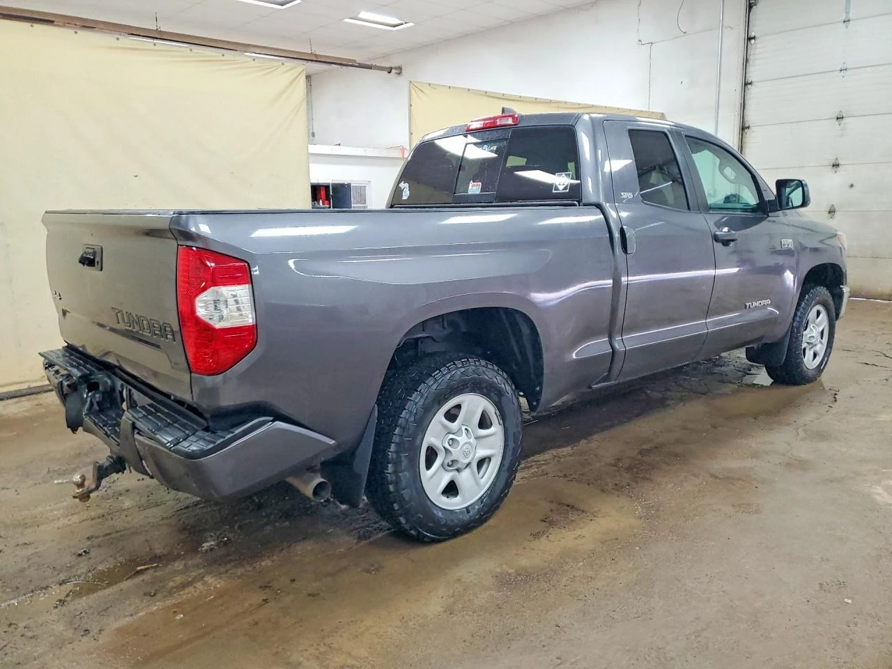 Toyota Tundra 5.7l Sr5, снимка 3 - Автомобили и джипове - 54883871