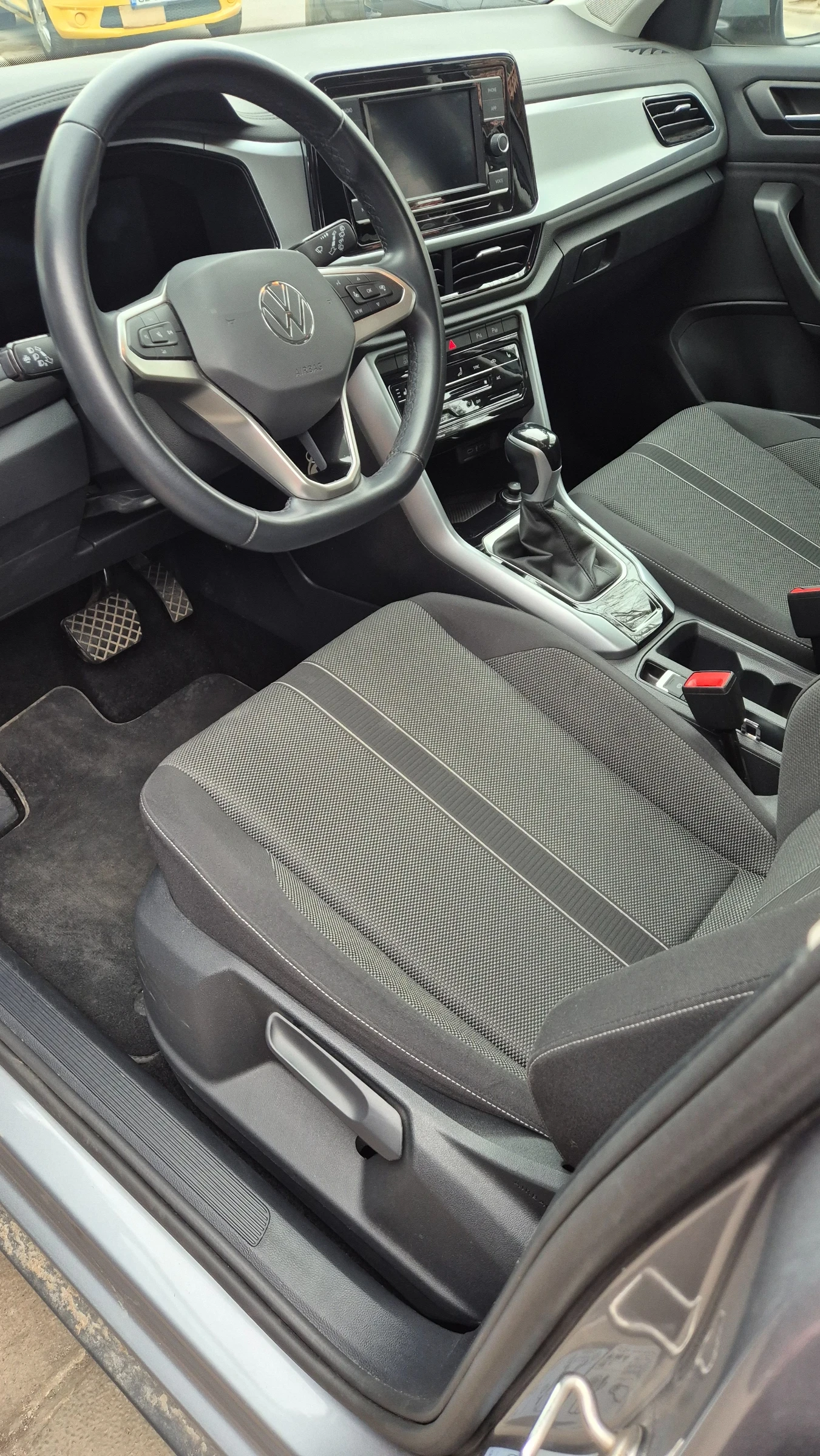 VW T-Roc 2.0/150   кс , снимка 10 - Автомобили и джипове - 54899703