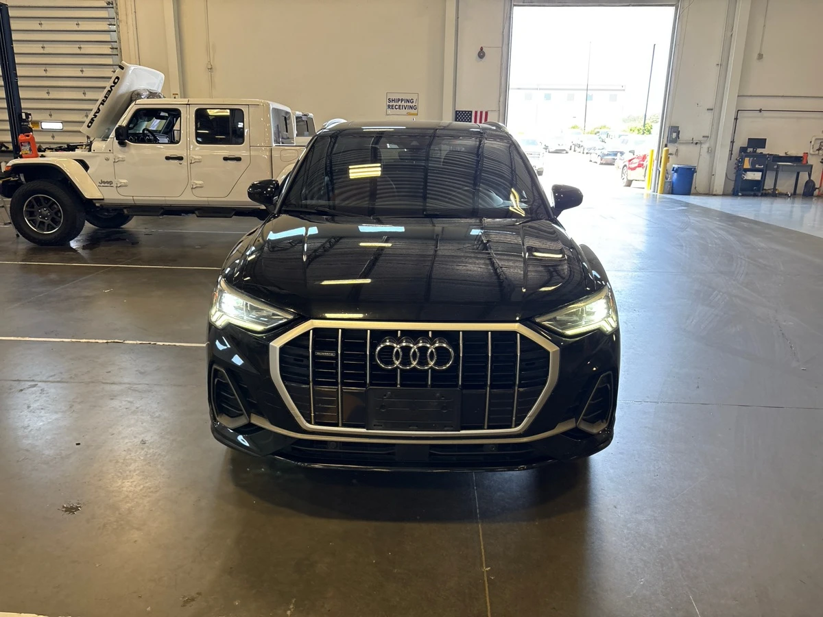 Audi Q3 Premium Plus S-line