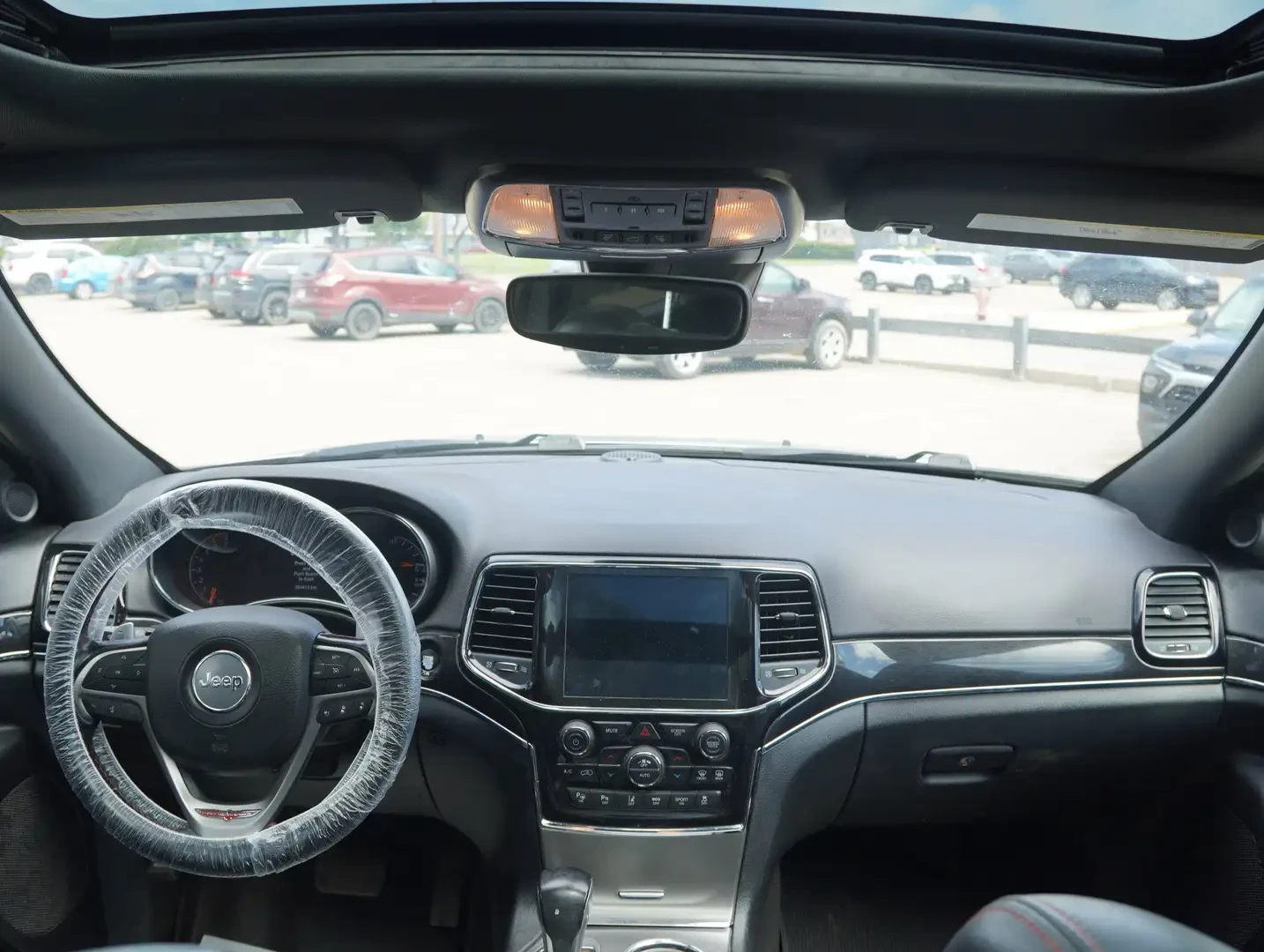 Jeep Grand cherokee 5.7 TRAILHAWK* FULL* , снимка 9 - Автомобили и джипове - 55530660