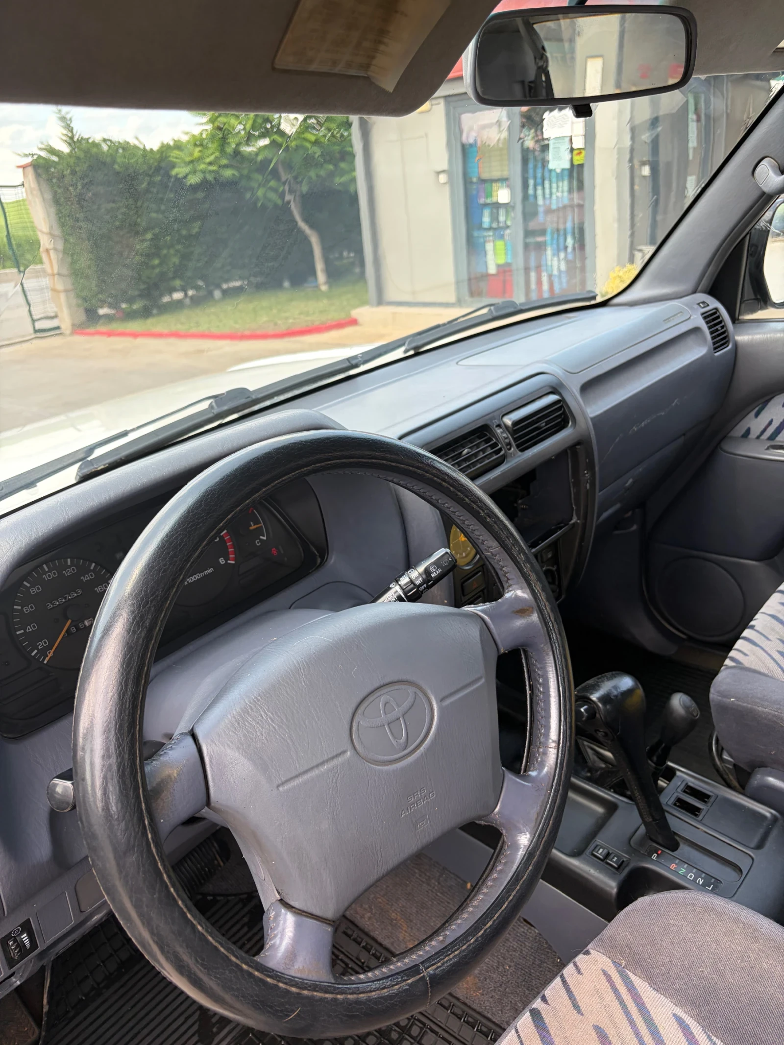Toyota Land cruiser, снимка 12 - Автомобили и джипове - 56150501