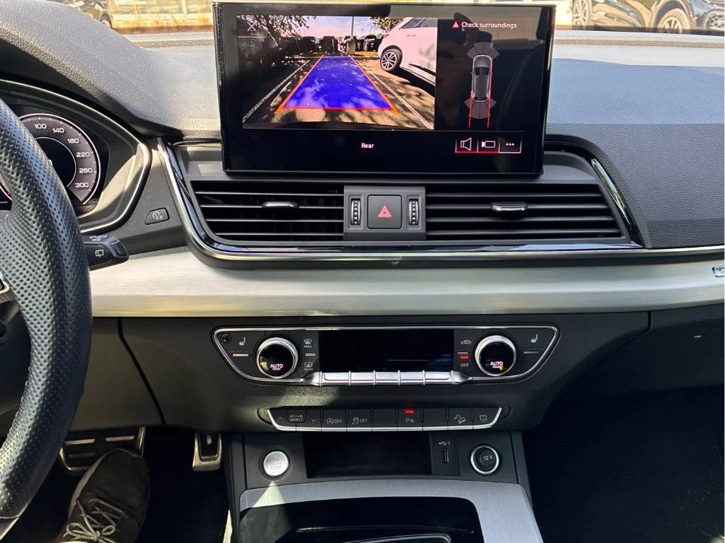 Audi Q5 Progressiv 45 TFSI* CARFAX* ОПЦИЯ ЗА ФИНАНСИРАНЕ* , снимка 10 - Автомобили и джипове - 56214358