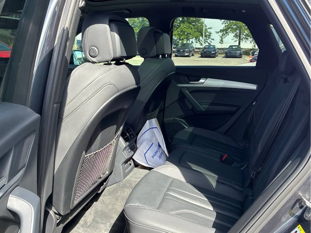 Audi Q5 Progressiv 45 TFSI* CARFAX* ОПЦИЯ ЗА ФИНАНСИРАНЕ* , снимка 12 - Автомобили и джипове - 56214358