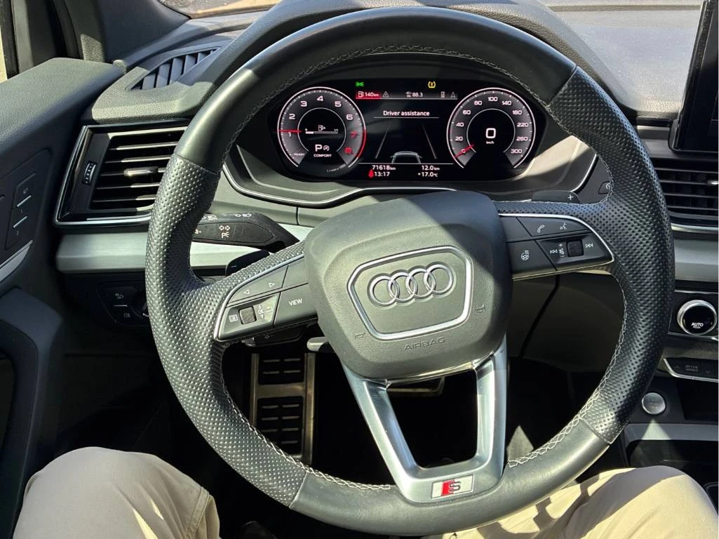 Audi Q5 Progressiv 45 TFSI* CARFAX* ОПЦИЯ ЗА ФИНАНСИРАНЕ* , снимка 11 - Автомобили и джипове - 56214358
