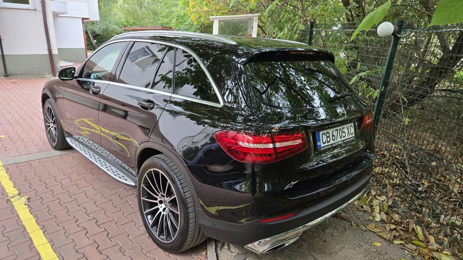 Mercedes-Benz GLC 250 Distronic/360 cam/9G-tronic, снимка 3 - Автомобили и джипове - 56248702