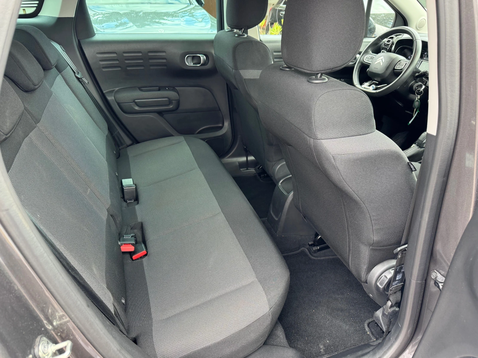 Citroen C3 Aircross  1.2 SwissEAT6, 131�� | Mobile.bg � ����������� 11