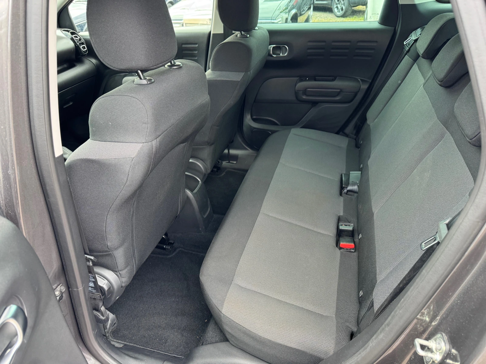 Citroen C3 Aircross  1.2 SwissEAT6, 131�� | Mobile.bg � ����������� 10