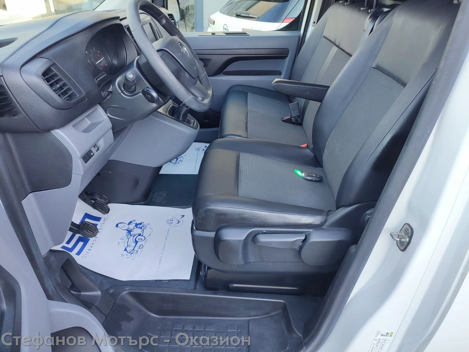 Opel Vivaro Cargo M Edition 1.5 Diesel (102hp) MT6 - изображение 10