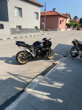 Yamaha YZF-R1 | Mobile.bg    2