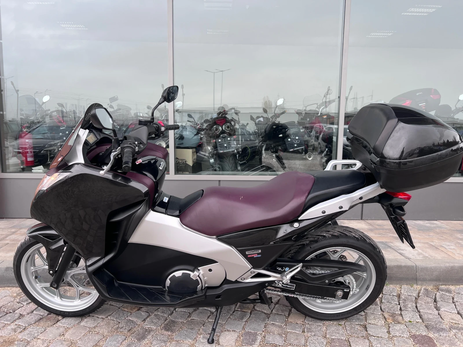 Honda Integra 700D - изображение 4