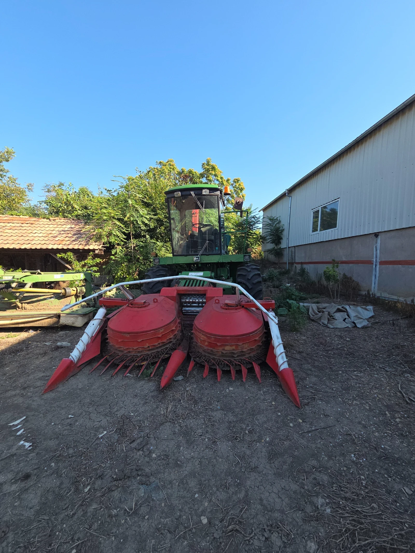 Комбайн John Deere