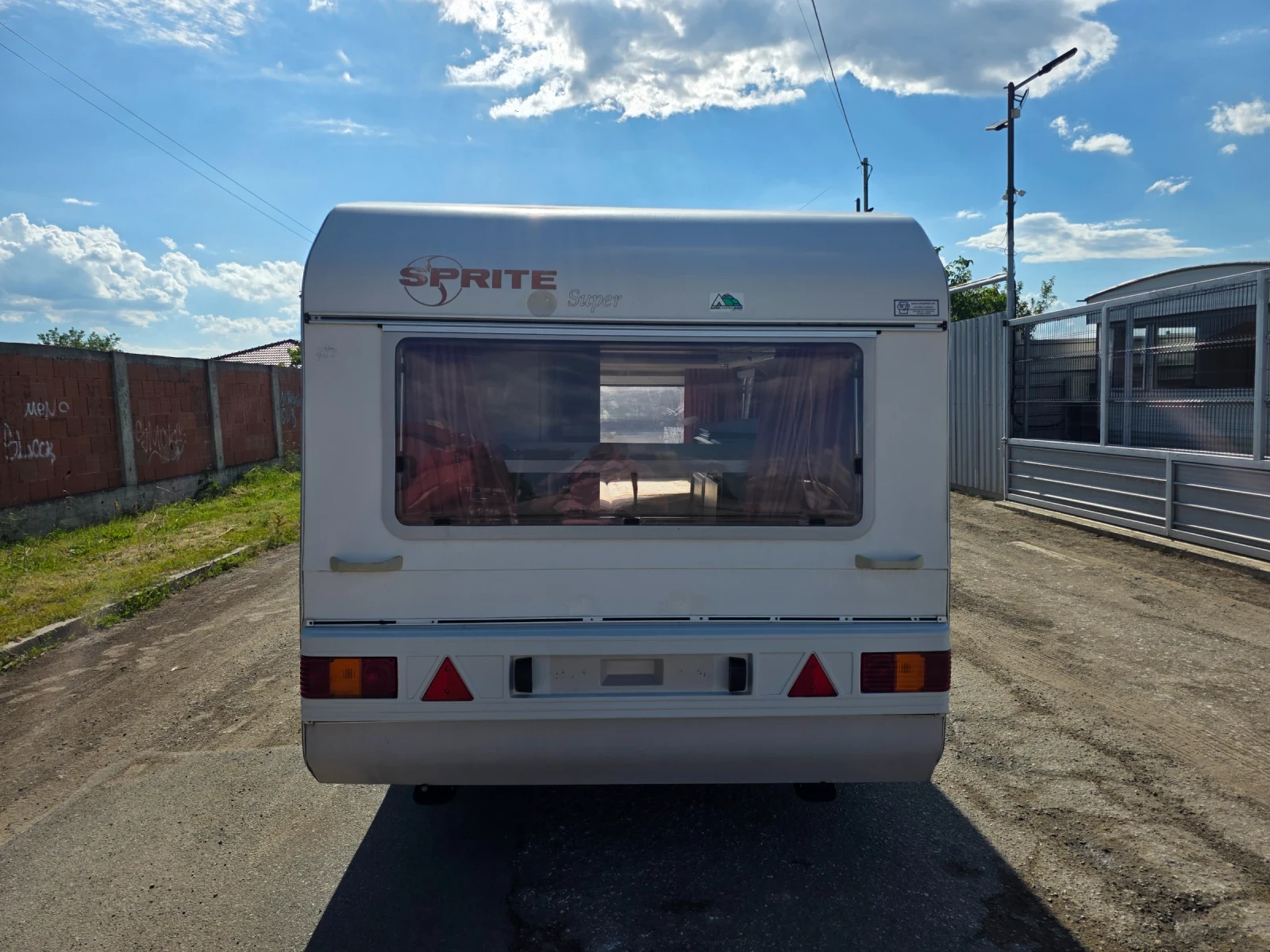 Каравана ABI SPRITE 450, снимка 6 - Каравани и кемпери - 54976193