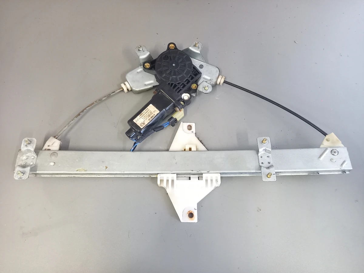 Ел машинка стъкло стъклоповдигач задна лява Хюндай Теракан 