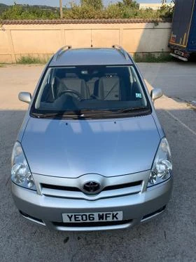 Toyota Corolla verso 30броя 2.2 D-CAT 177к.с 2.2 D-4D 136к.с НА ЧАСТИ, снимка 2