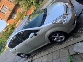 Toyota Corolla verso 30броя 2.2 D-CAT 177к.с 2.2 D-4D 136к.с НА ЧАСТИ, снимка 5