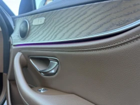 Mercedes-Benz E 220, снимка 12