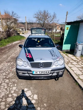 Mercedes-Benz 200, снимка 2