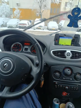 Renault Clio 1.5 dci, снимка 9