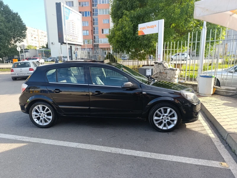 Opel Astra H 1.9 CDTI , снимка 2 - Автомобили и джипове - 47314605