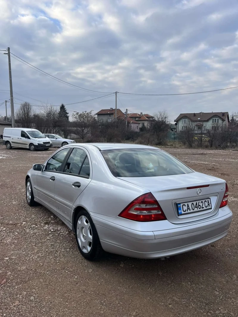 Mercedes-Benz C 220 100% Реални Хиляди , снимка 6 - Автомобили и джипове - 49304068