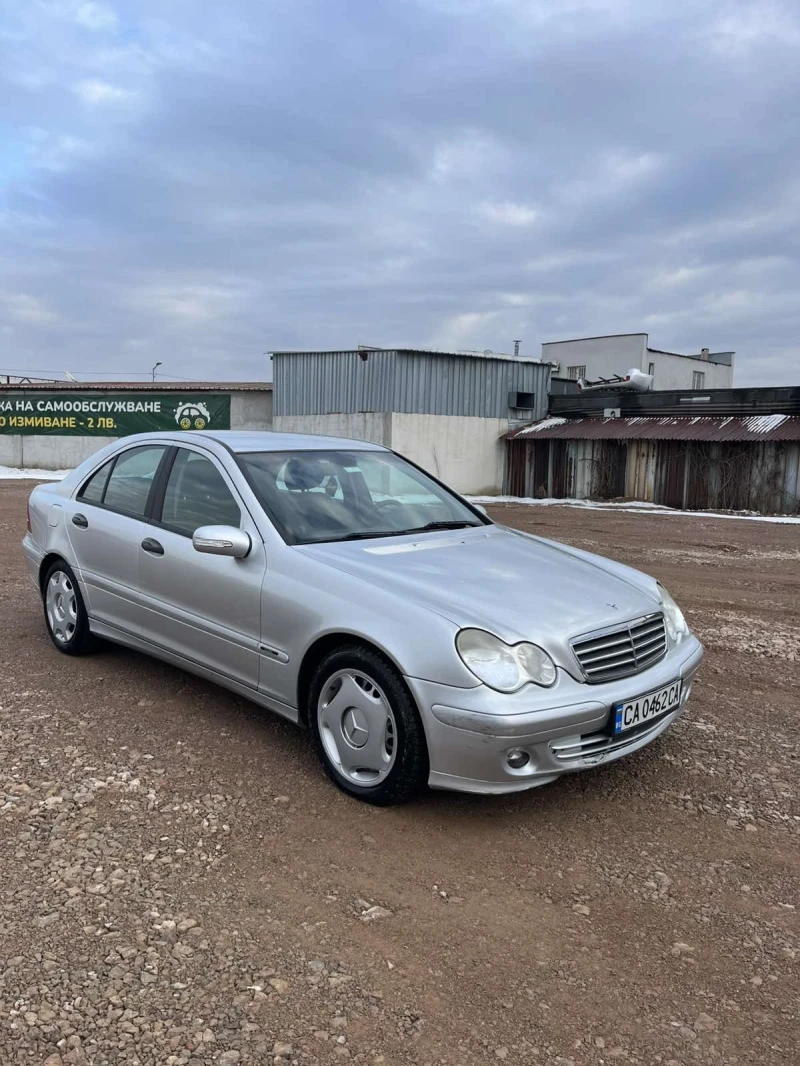 Mercedes-Benz C 220 100% Реални Хиляди , снимка 2 - Автомобили и джипове - 49304068