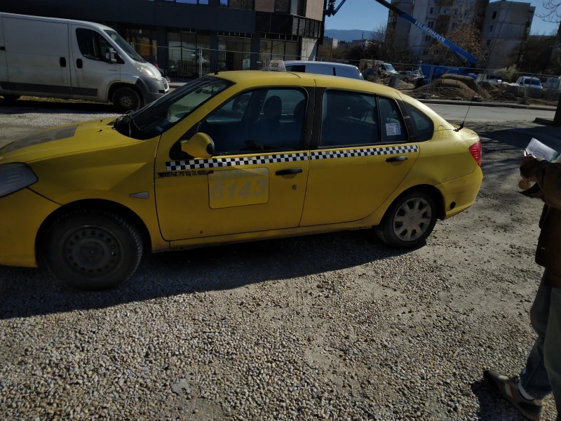 Renault Symbol 12, снимка 3 - Автомобили и джипове - 49568357