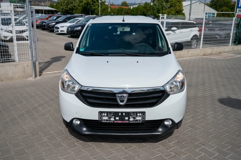 Dacia Lodgy 1.6i* 2017г, снимка 3 - Автомобили и джипове - 51857340