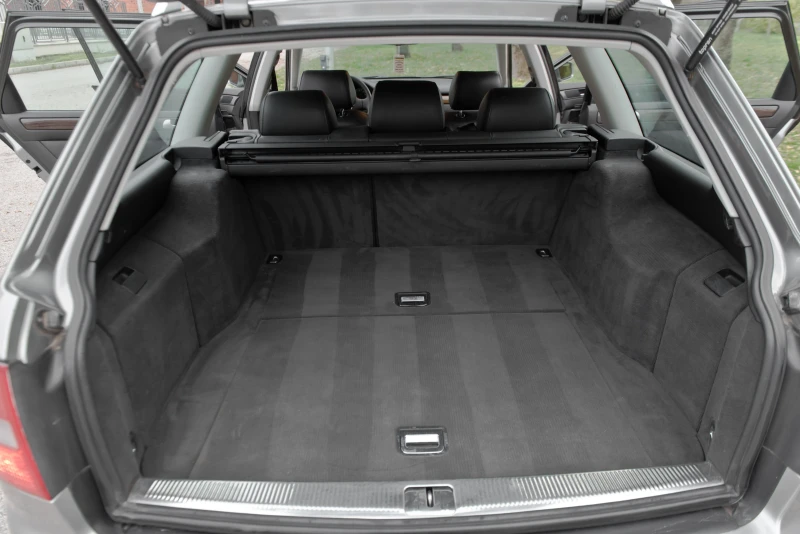 Audi A6 2.4 Facelift LPG , снимка 15 - Автомобили и джипове - 52375106