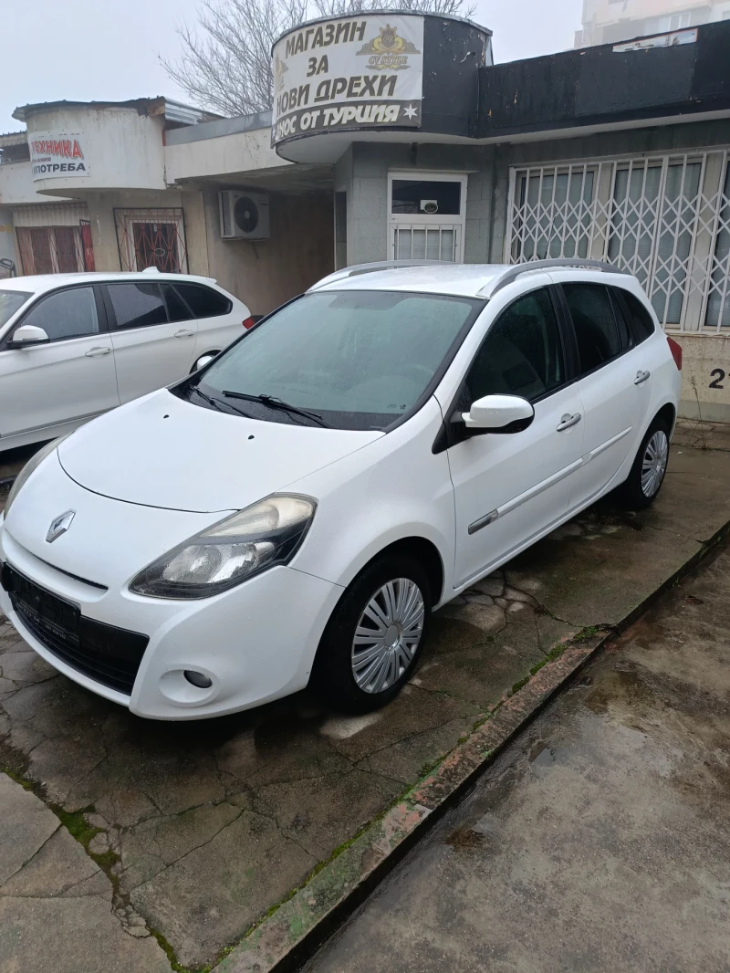Renault Clio 1.5 dci, снимка 10 - Автомобили и джипове - 52895736