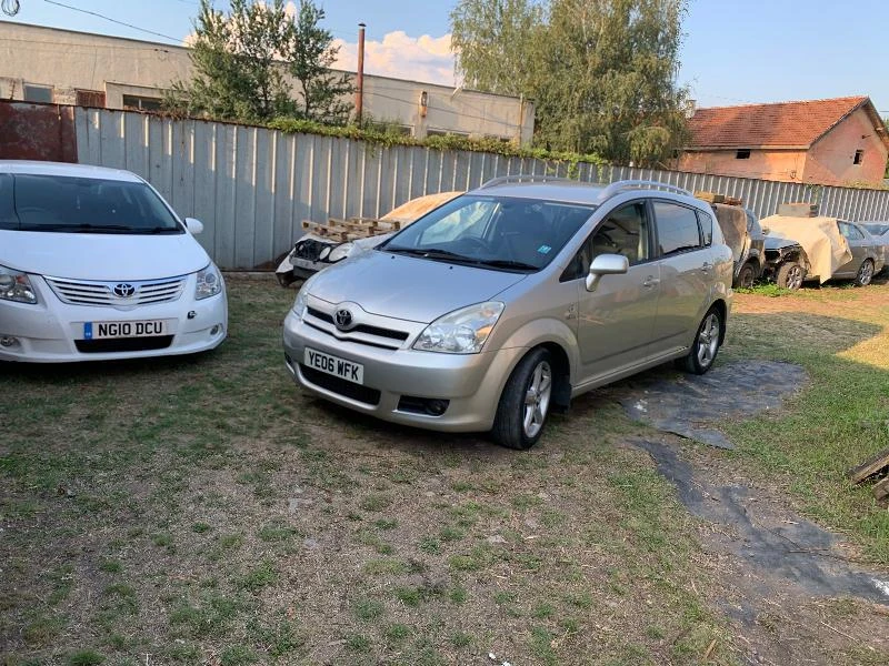 Toyota Corolla verso 30броя 2.2 D-CAT 177к.с 2.2 D-4D 136к.с НА ЧАСТИ - изображение 7