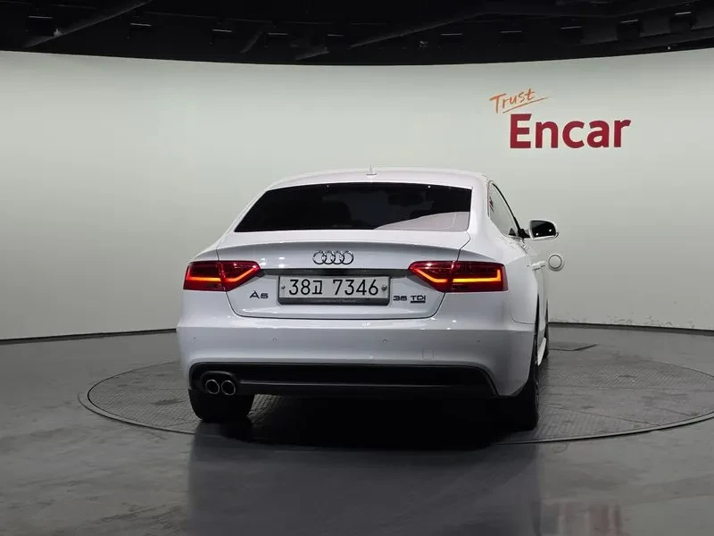 Audi A5 2.0 TDI Quattro, снимка 4 - Автомобили и джипове - 54146042