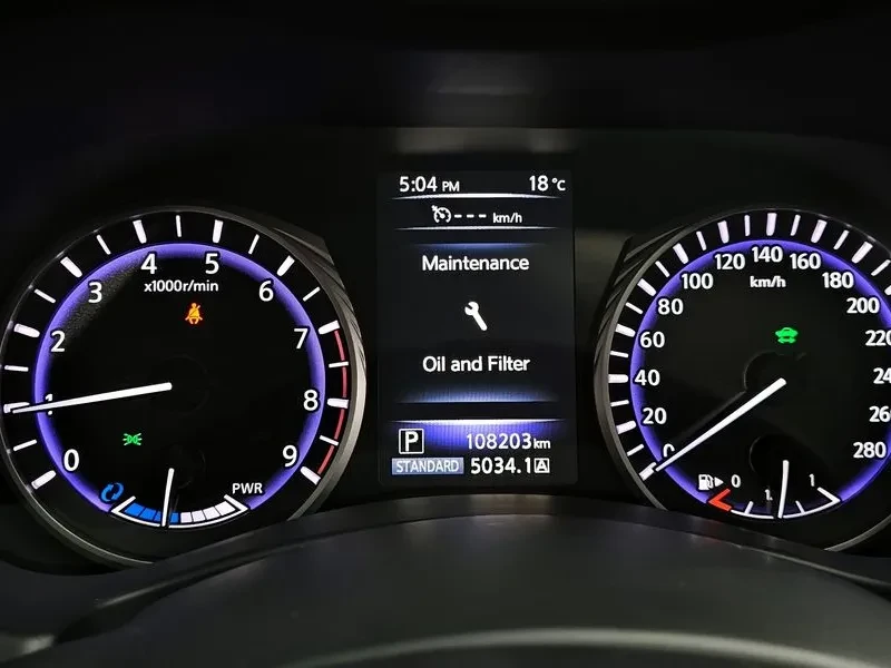 Infiniti Q50 3.5 HYBRID ESSENCE, снимка 8 - Автомобили и джипове - 54864115