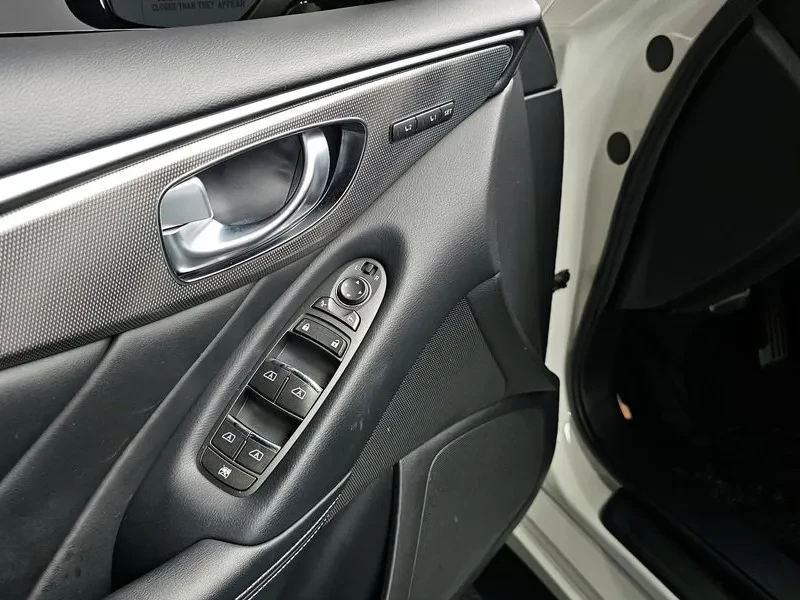 Infiniti Q50 3.5 HYBRID ESSENCE, снимка 13 - Автомобили и джипове - 54864115