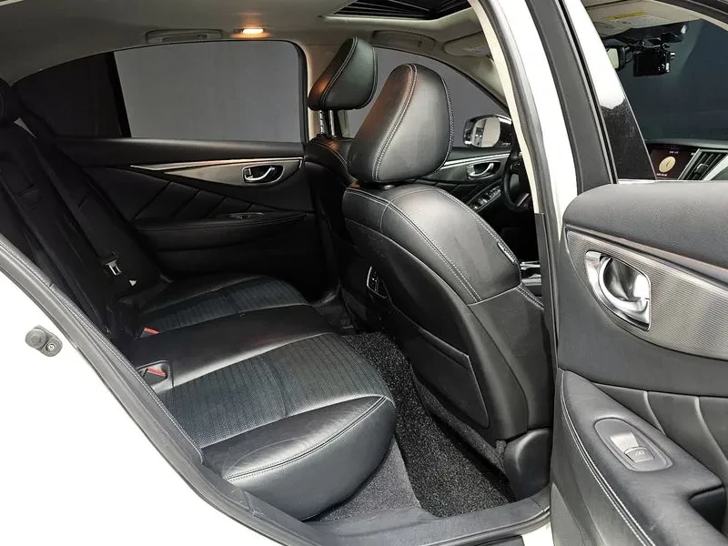 Infiniti Q50 3.5 HYBRID ESSENCE, снимка 12 - Автомобили и джипове - 54864115